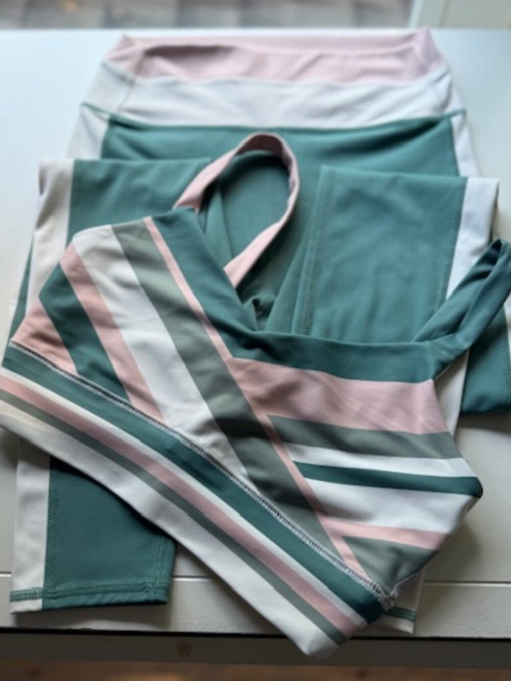 Womens Z Supply Running or Yoga tank and leggings, set!